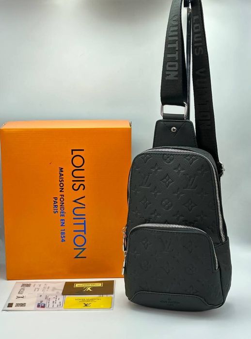 Стилна мъжка чанта