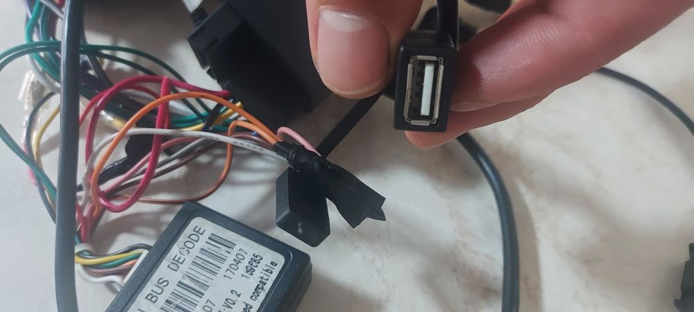 Kenwood 125dab pentru golf5,skoda octavia 2,passat,2din