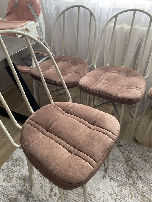 Стулья в хорошем состоянии