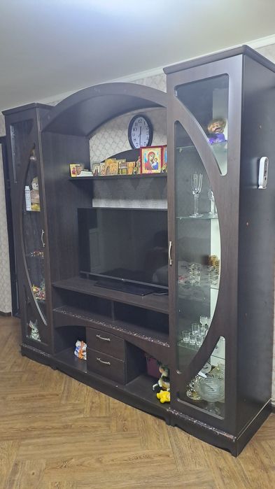 Стенка в гостиную