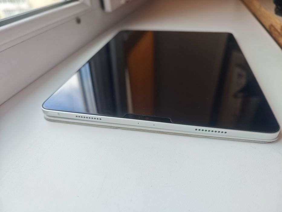 iPad Pro 12.9 (M2)512GB + Apple Pencil 2 + Magic Keyboard