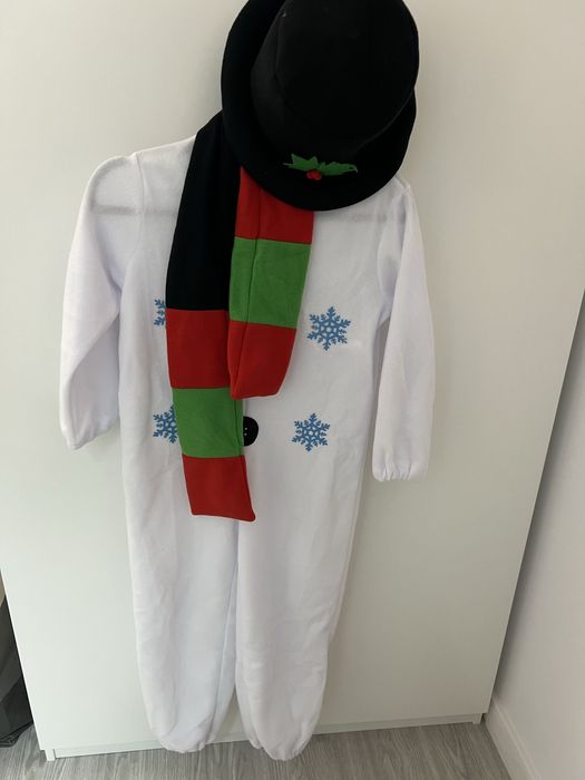 Costum Om de zapada 8-10ani