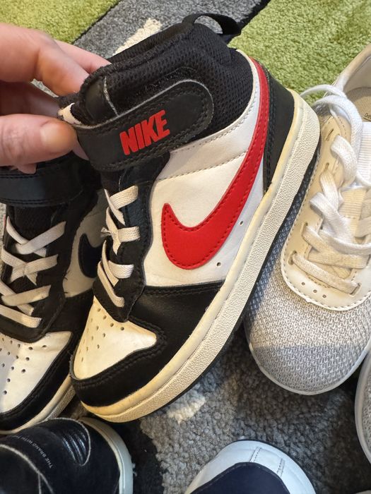 Детски дрехи за дете и обувки номер 28,29,30