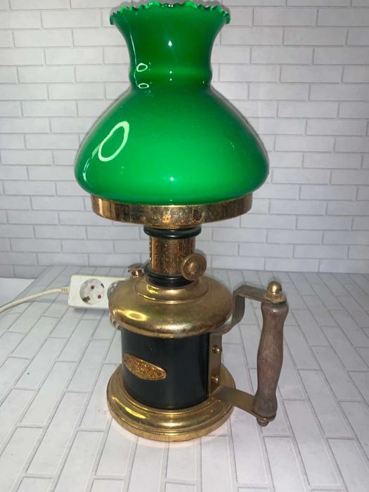 Lampa cu maner din alama