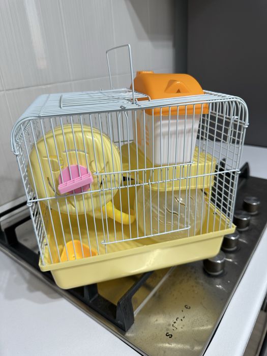 Продам клетку для хомяков