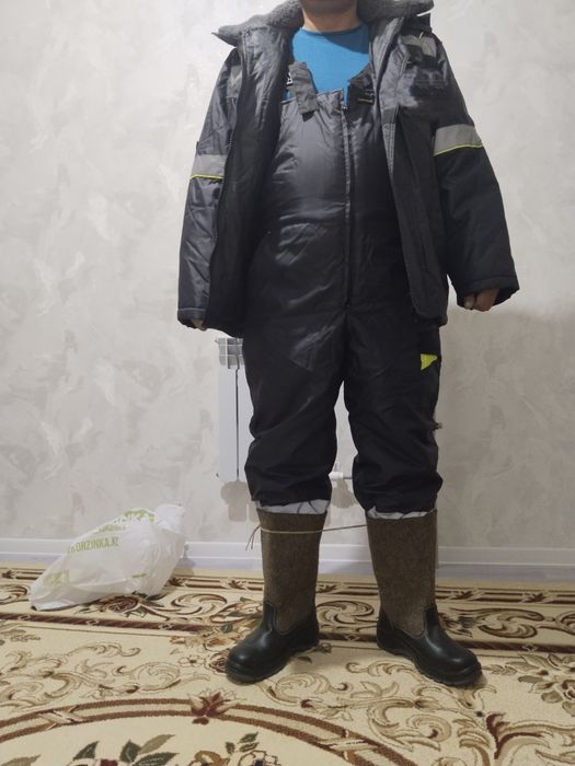 Продам новую зимнию спец одежду