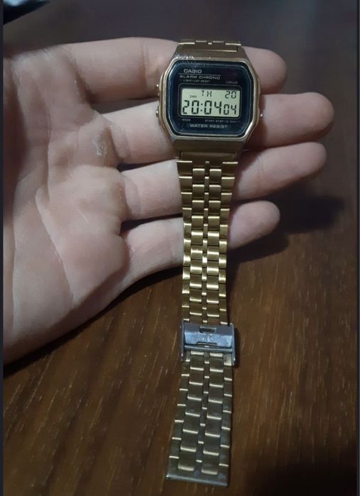 Продам часы ретро