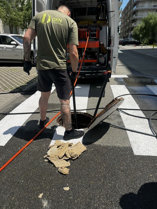 DESFUNDARE CANALIZARE Navodari Oferim GARANTIE Desfundare WC Desfundare Chiuveta Desfundari conducte  / DESFUNDARE Coloana bloc / Inspectie VIDEO