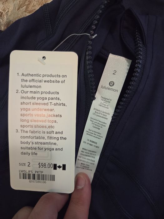 Lululemon jacheta pentru sala