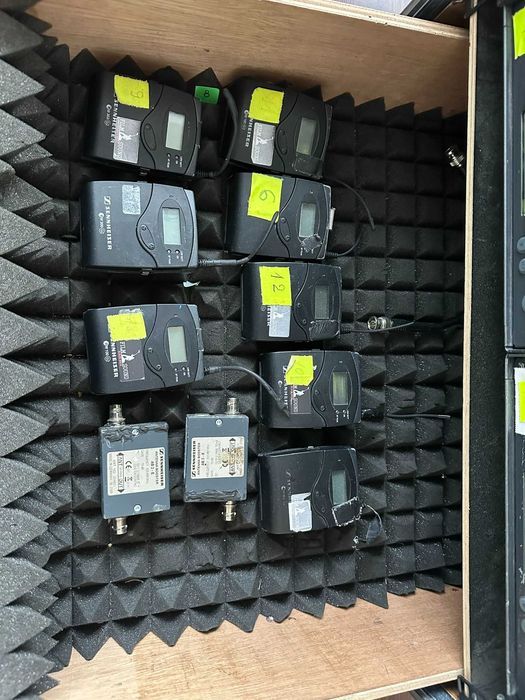 Микрофони Zennheiser EW300, antenna spliter