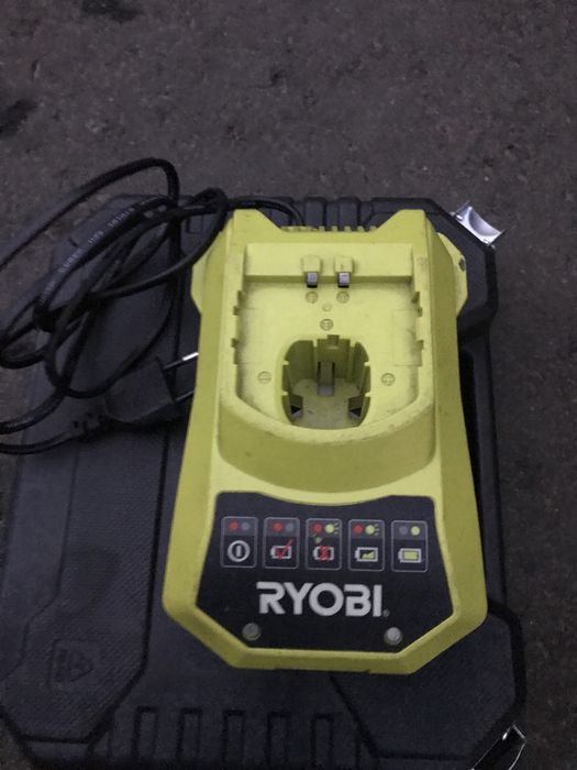 Alimentator Incarcator Ryobi  14,4-18v Original