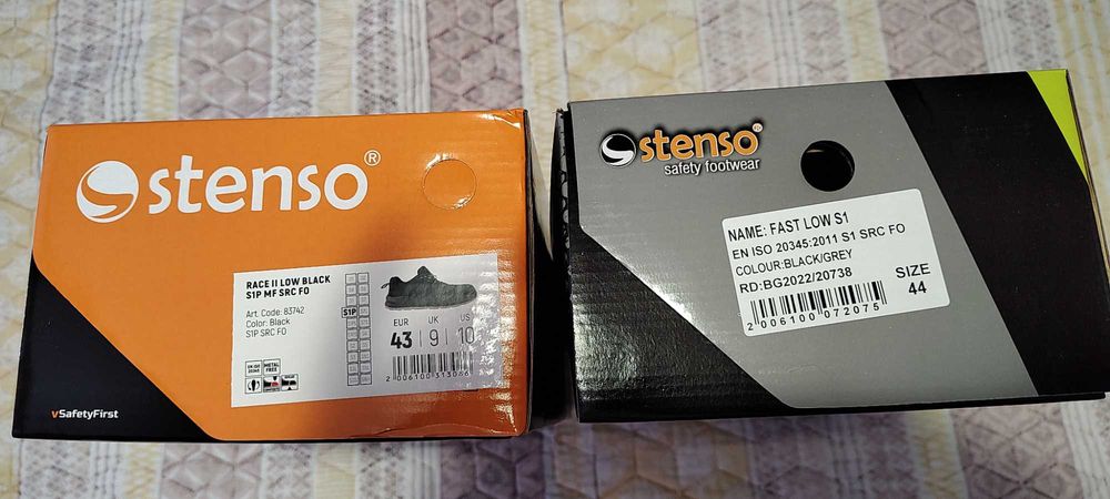 Продавам 2 чифта работни обувки