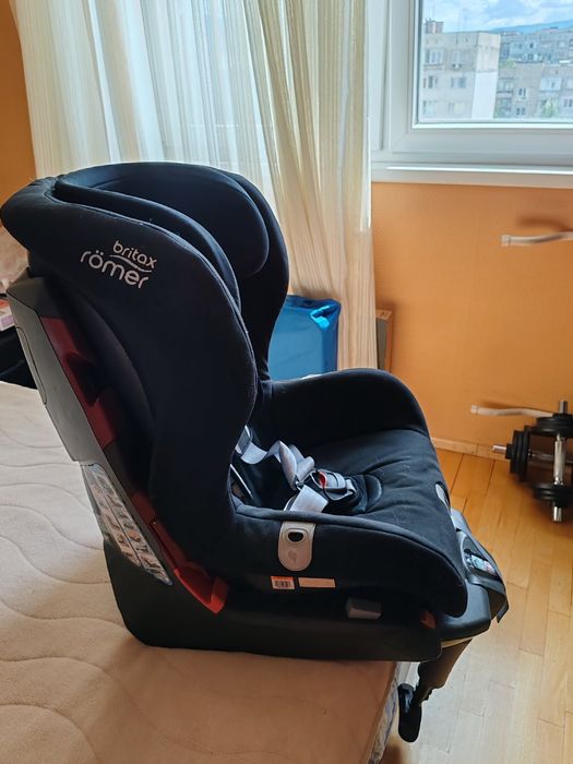 Детски столчета за кола Britax römer Safefix Cosmos
