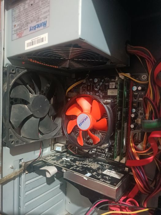 Yangi kuchli kompyuter monitor mishka klaviatura sotiladi holati a'lo