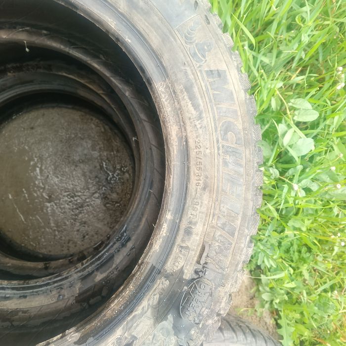 Продам зимние шины