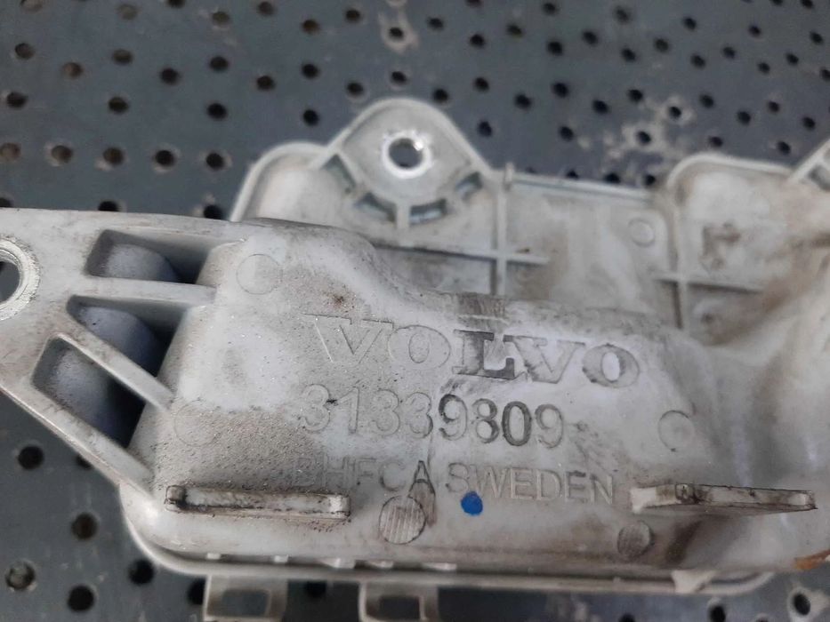 rezervor vacuum 2.0 d d4204t8  volvo v40 v60  31339809