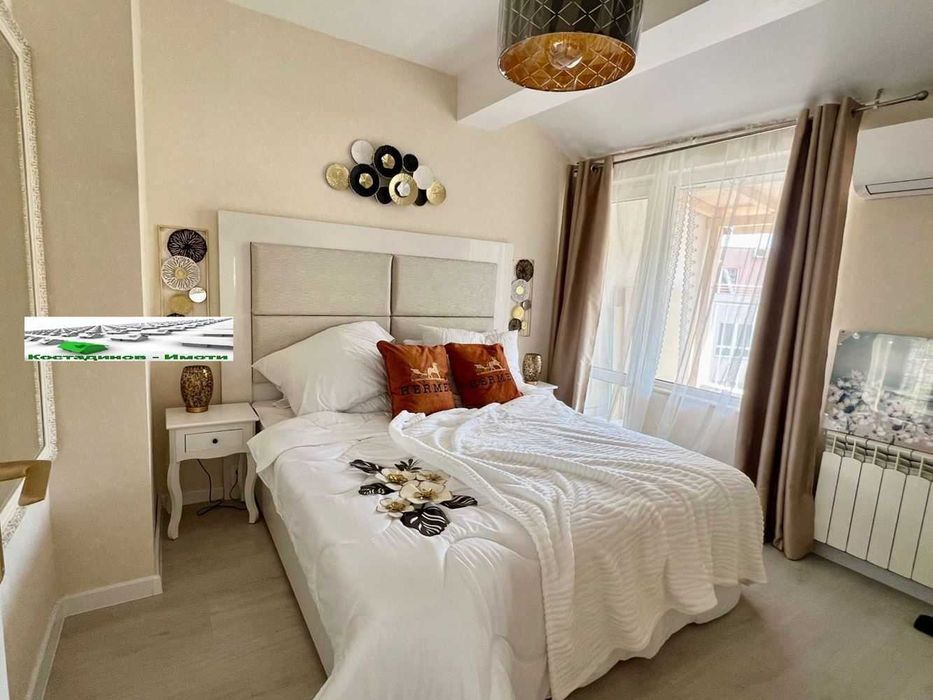 Продава се Тристаен апартамент в Пловдив, Център - 120 кв.м за 2763 €/кв.м - Снимка #6