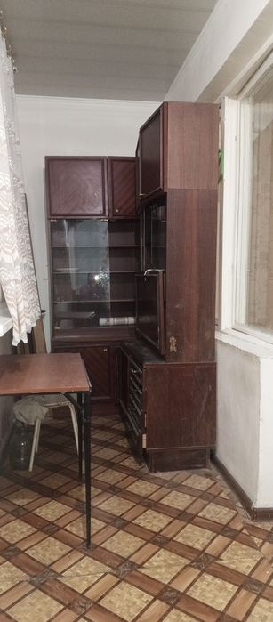 Сервант бор тезда сотилади