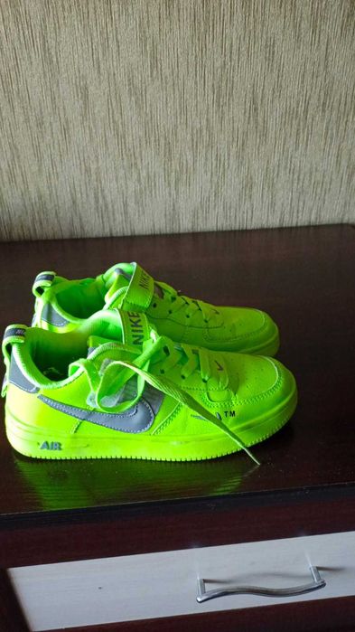 Детская одежда и обувь б/у