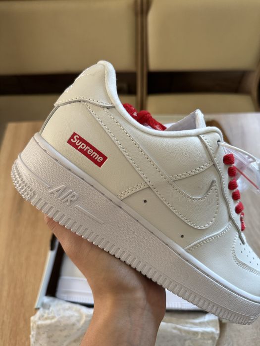 Nike Air Force 1 Supreme