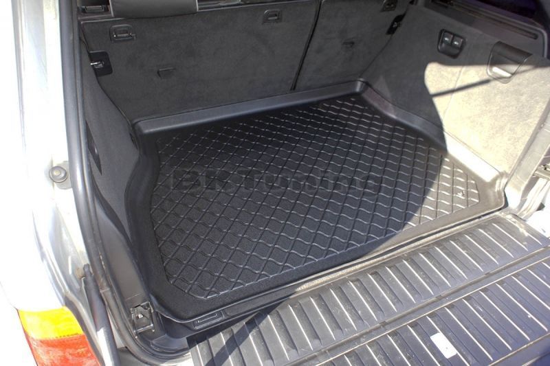 Стелки за багажник специално за модела кола. Налични на склад