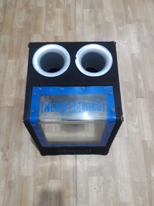 Автомагнитола и саббуфер