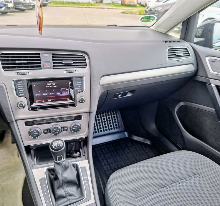 VOLKSWAGEN Golf 2014 — imagine 4