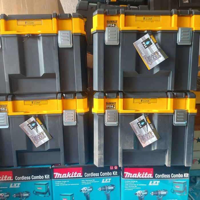 Куфар за инструменти DeWALT DWST83343-1 Tstak VII