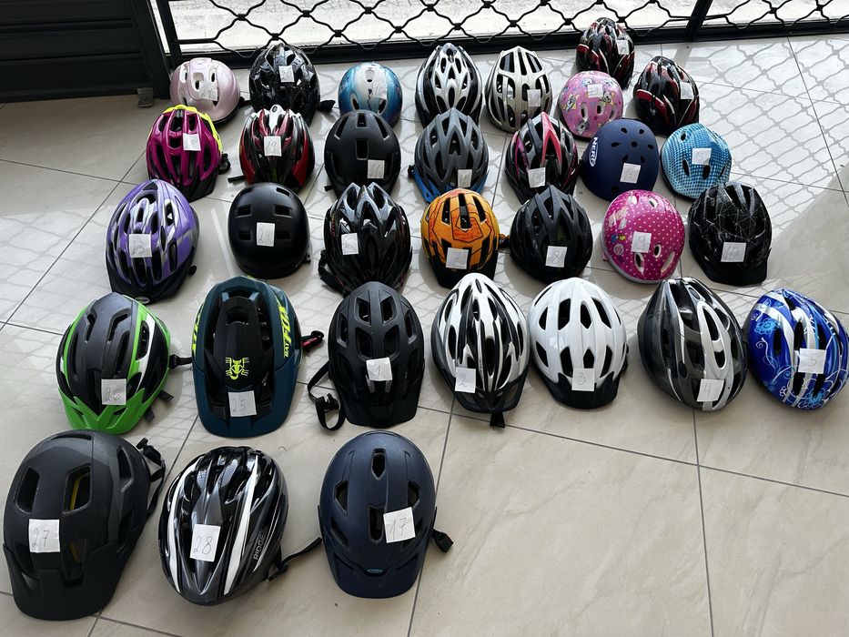 Каска за колело различни модели