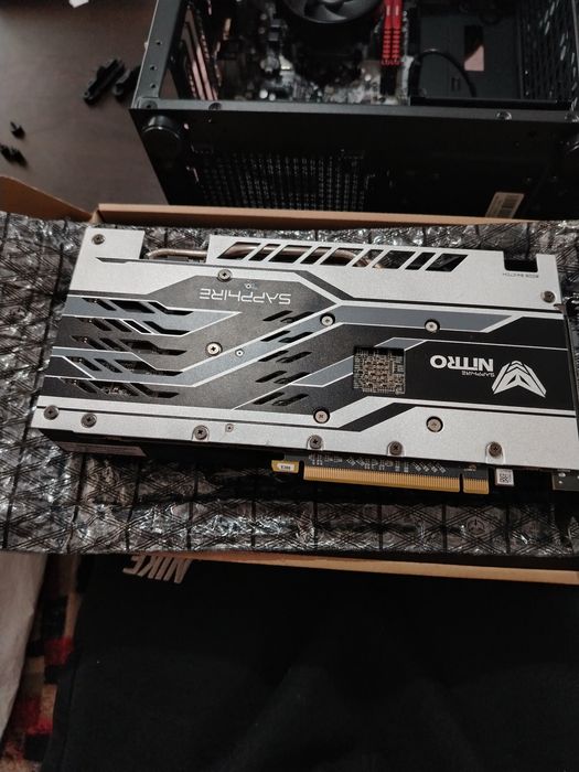 Комбо- дъно, процесор+охладител, рам, видео карта и ssd