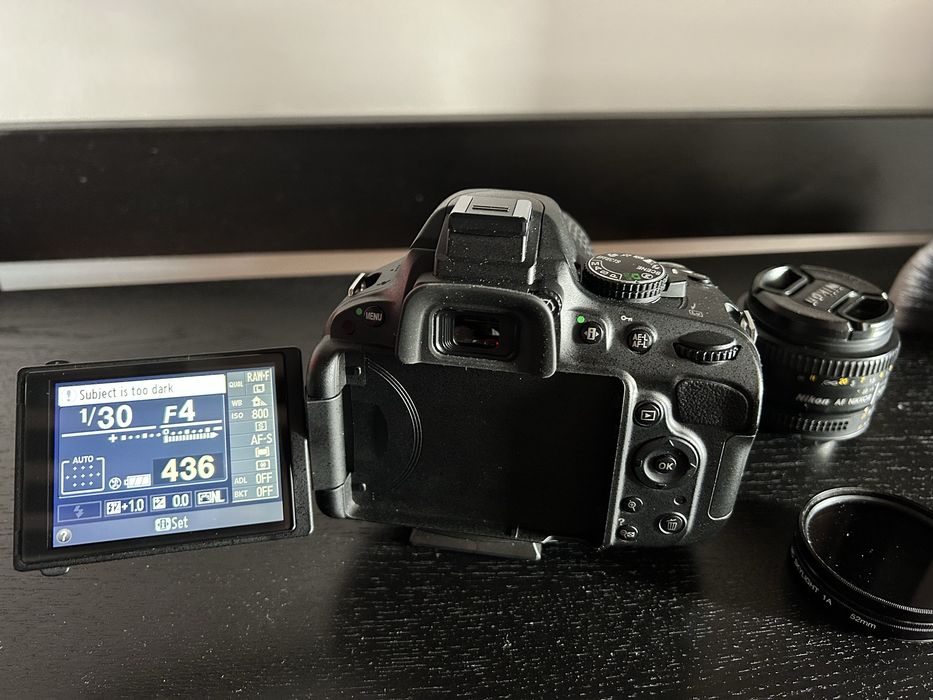 D5100 18-55 VR + 50mm f1.8