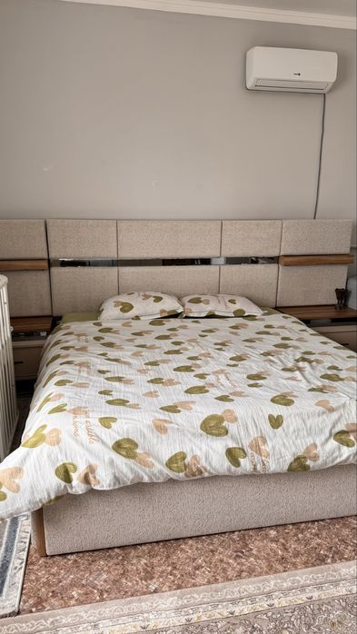 кровать для спальня