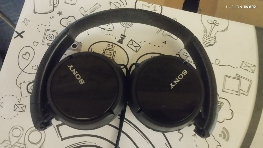 Слушалки Sony с кабел гр. Русе Здравец Изток • OLX.bg
