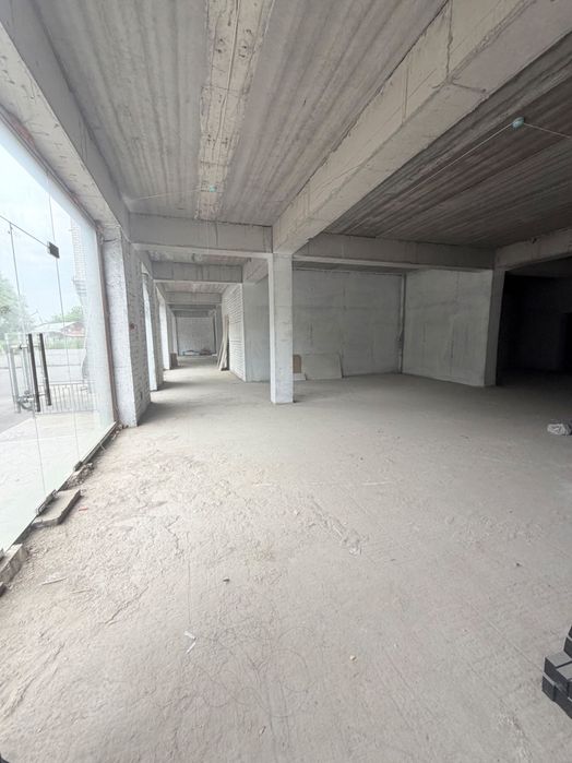 сдаем помещение  400 кв м2 F01