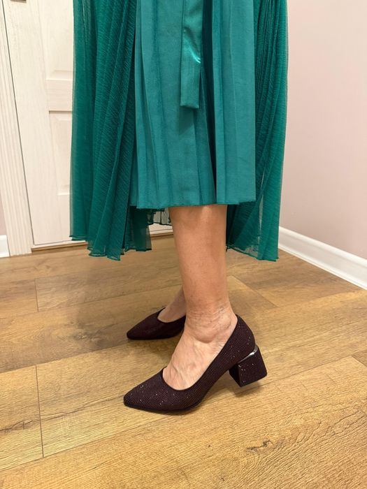 Туфли новые со стразами сваровский