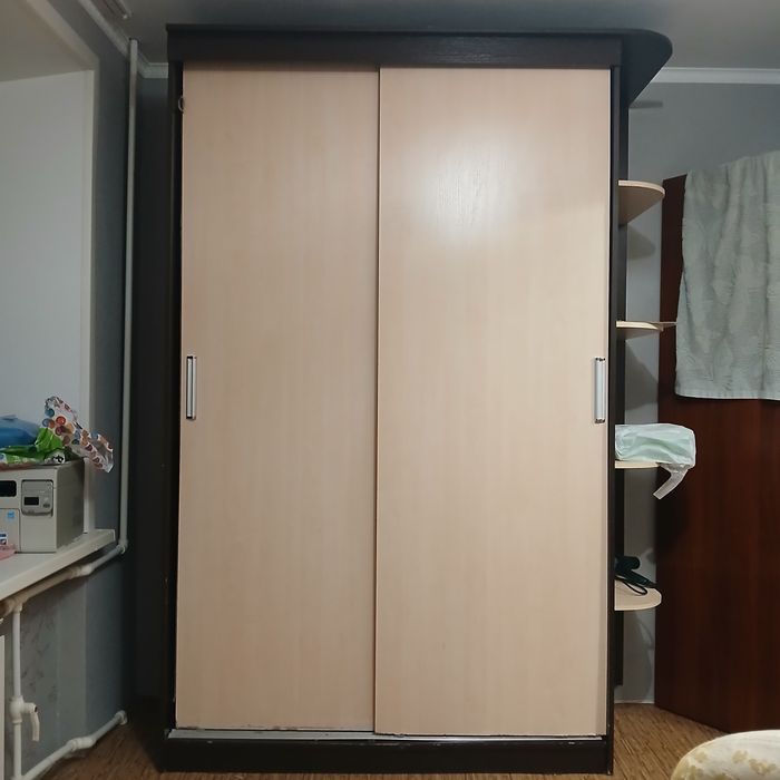 Продам шкаф купе