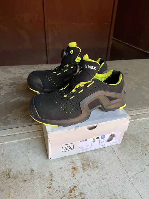 Vand pantofi protectie Uvex marimea 43 cu sistem BOA