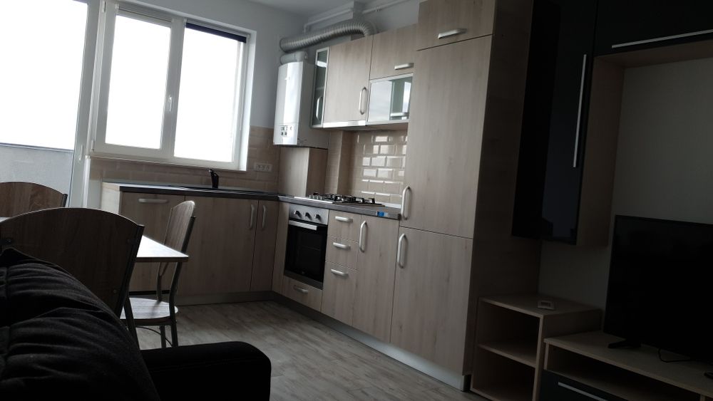 Inchiriez apartament 2 camere