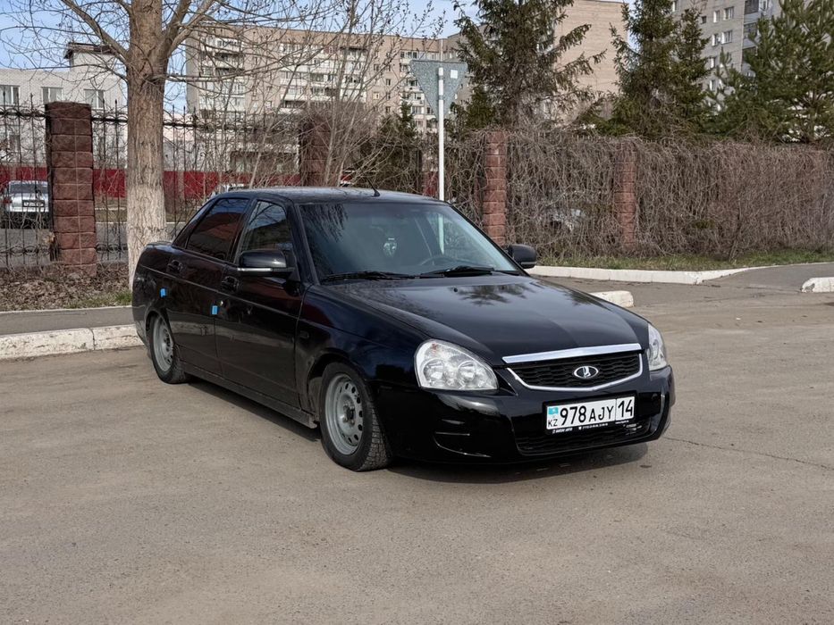 Продам приору 2 люкс плюс