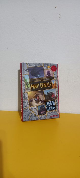 Minți Geniale de Gordon Korman