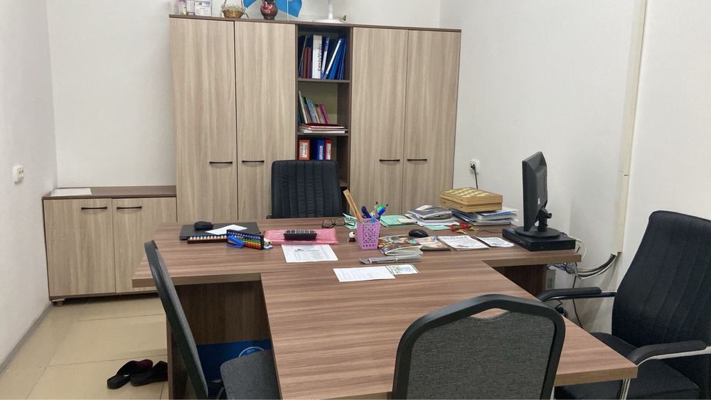 Продается комплекст офистный