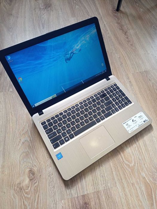 Отличный недорогой ноутбук c SSD