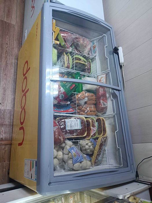 Продам морозильную камеру