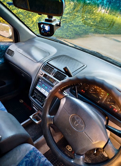 Продам Toyota Ipsum
