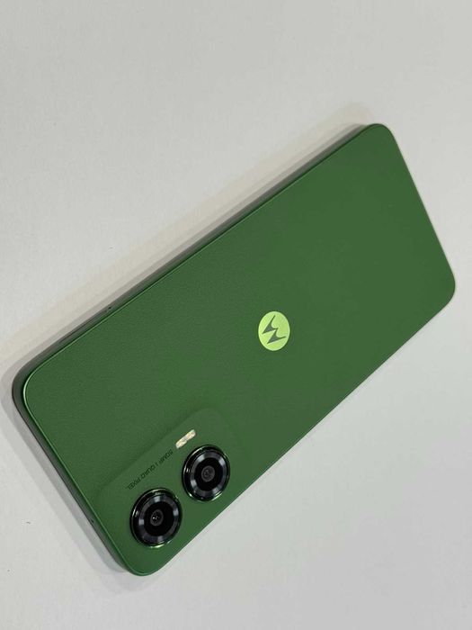 Motorola G35 – 4 GB RAM / 256 GB