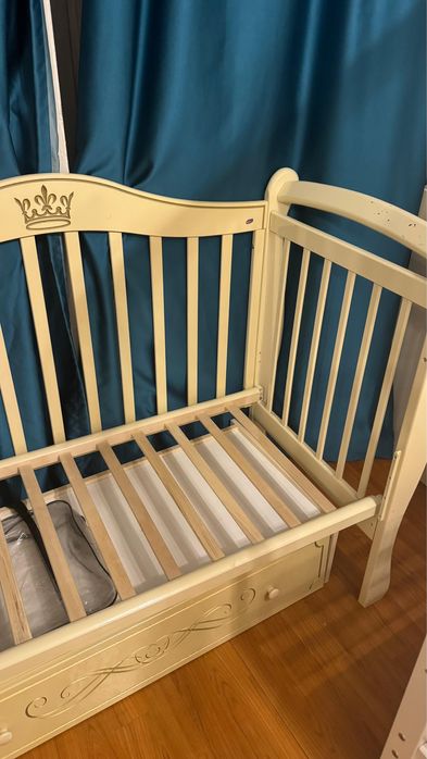 Продам манеж детский из дерева