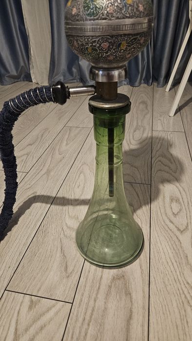 Narghilea de bronz