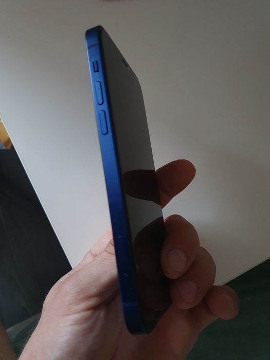 iPhone 12 64GB Albastru, impecabil