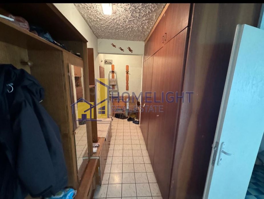 Двустаен апартамент в кв. Връбница 2