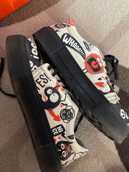 Цветни обувки. Номер 38.